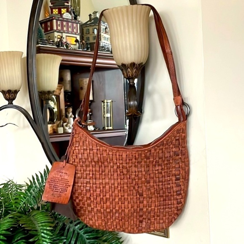 Brand New Vilenca Holland Genuine Leather Cognac Woven Zippered Purse Backpack